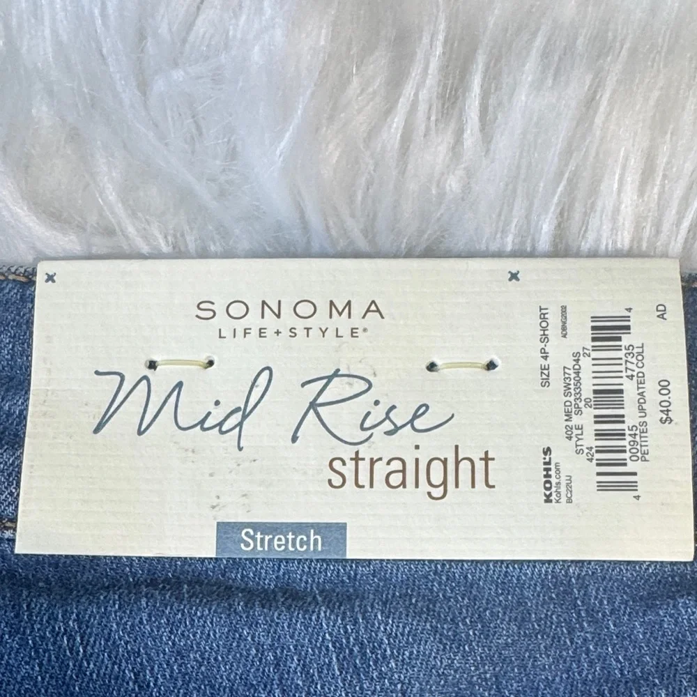 Sonoma Women's Straight Leg Jeans in Dark Blue Wash Size 4P